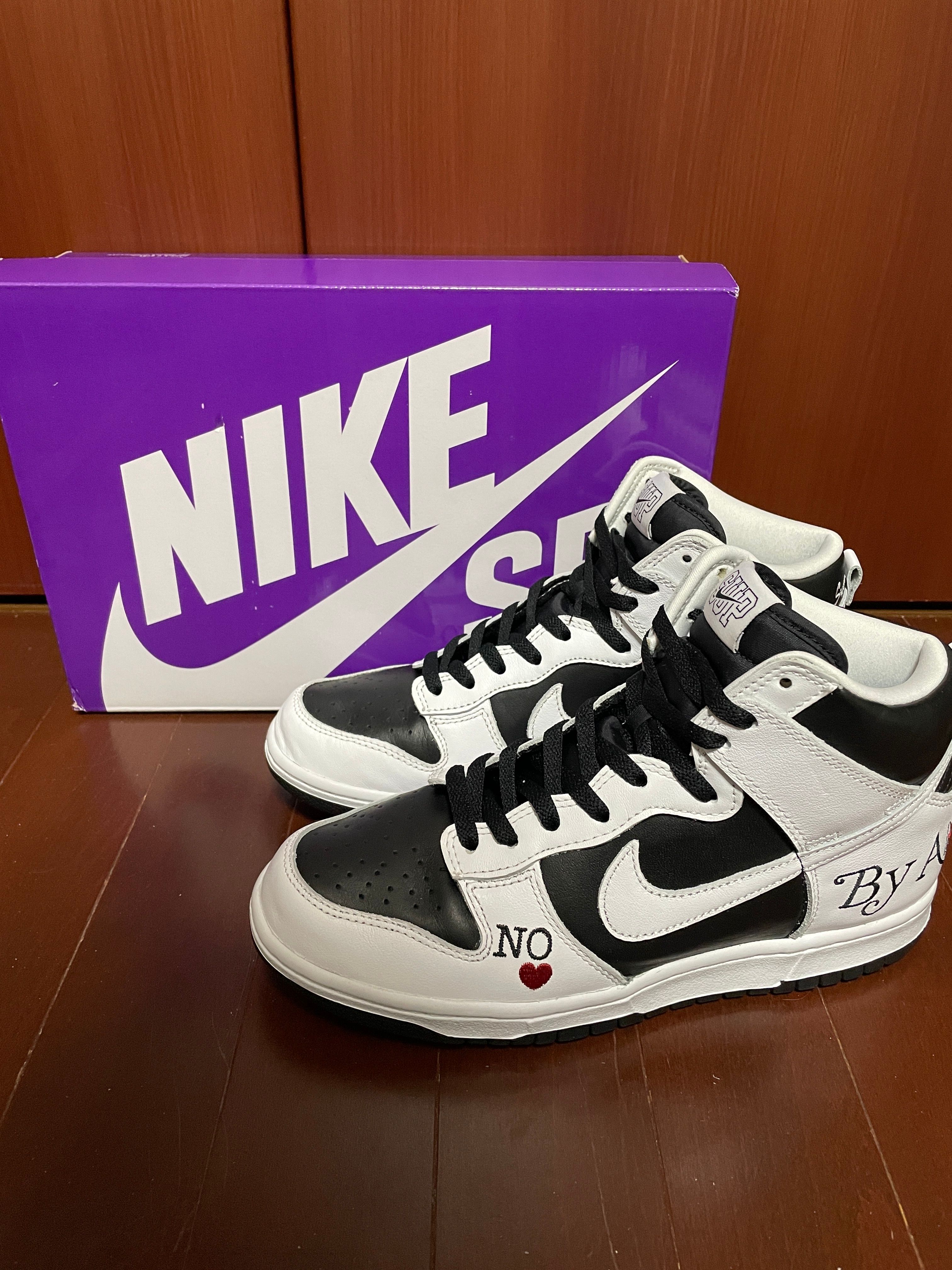 Supreme × Nike SB Dunk High By Any Means "White Black"
