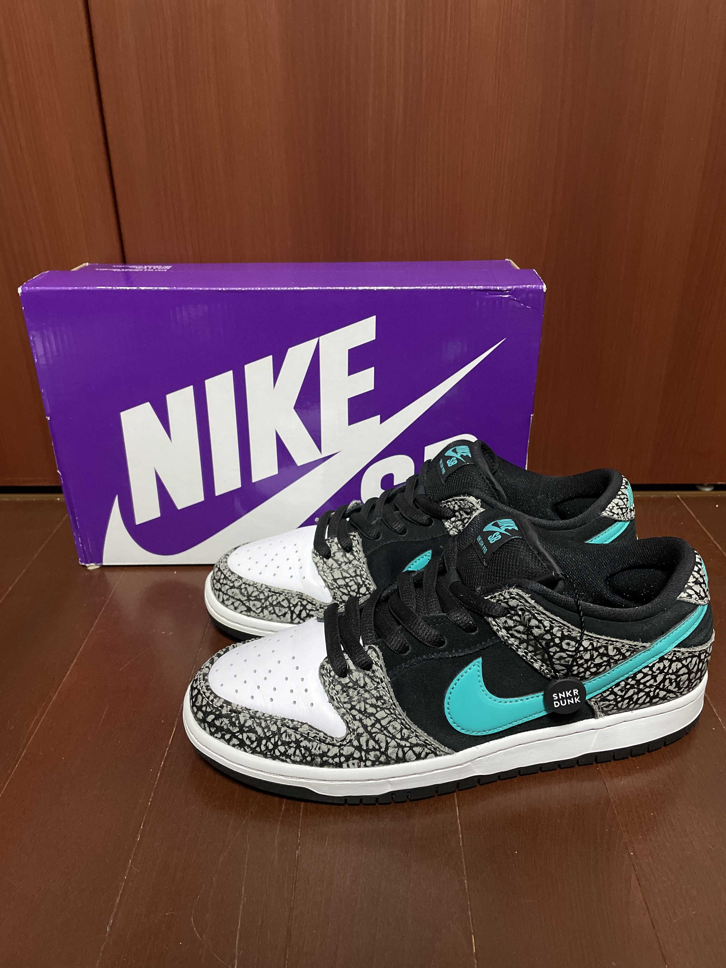 Nike SB Dunk Low "Elephant/Safari"
