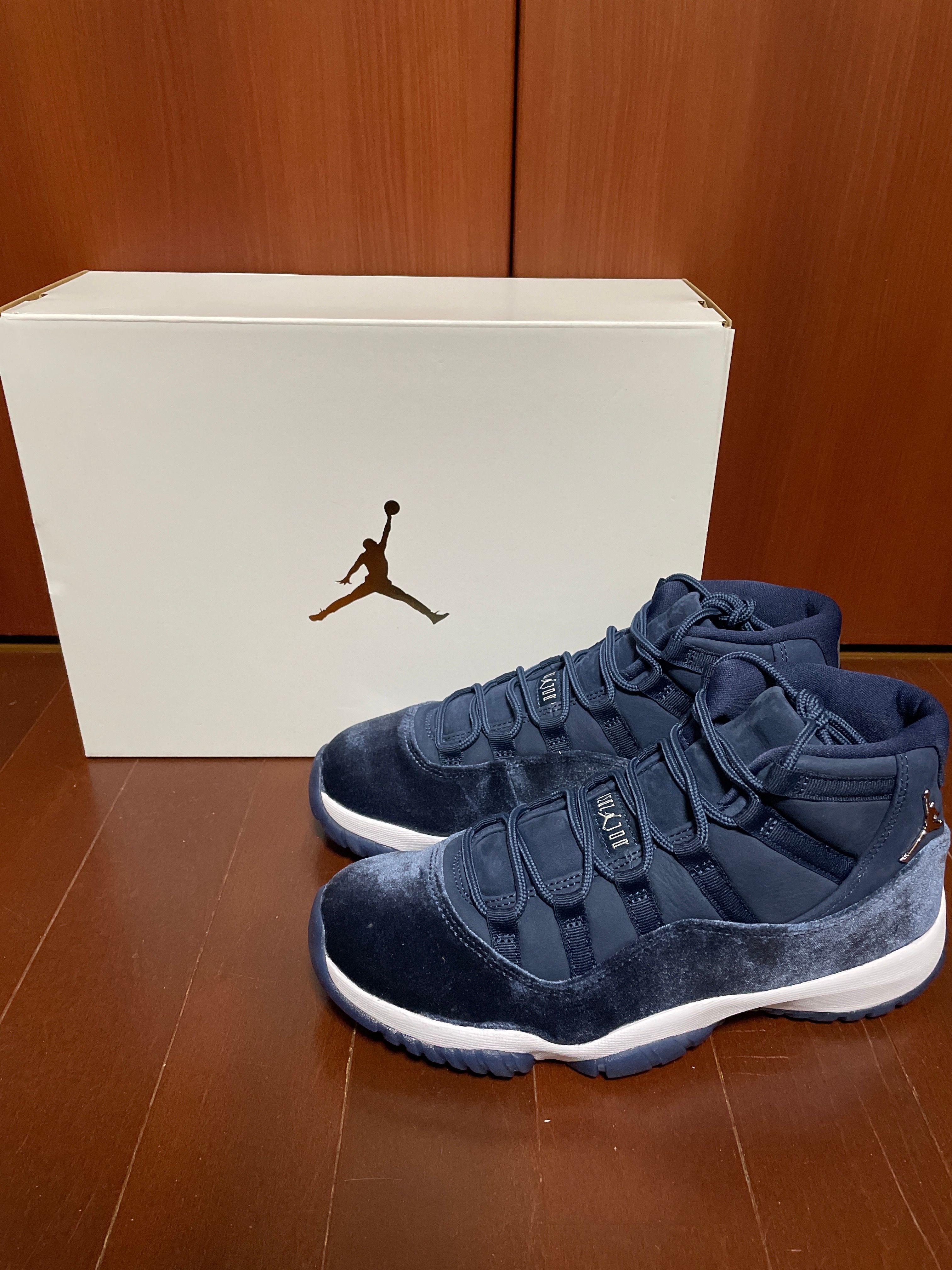 Nike Women's Air Jordan 11 "Midnight Navy"