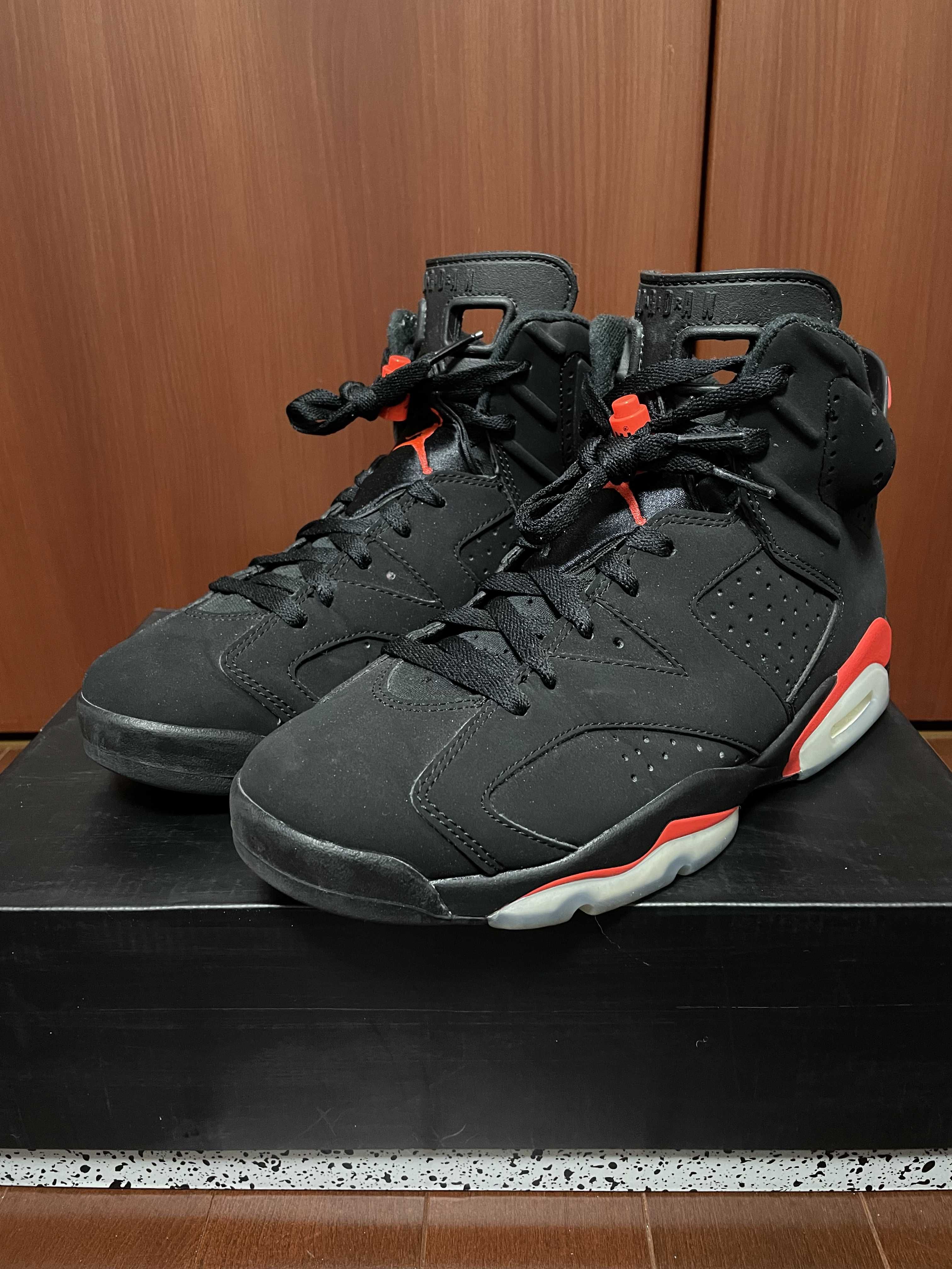 Nike Air Jordan 6 Retro OG "Black/Infrared"