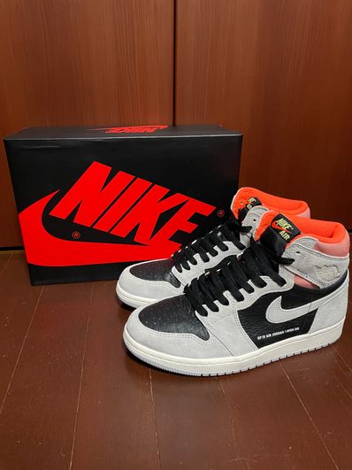 Nike Air Jordan 1 RETRO High OG "Hyper Crimson"