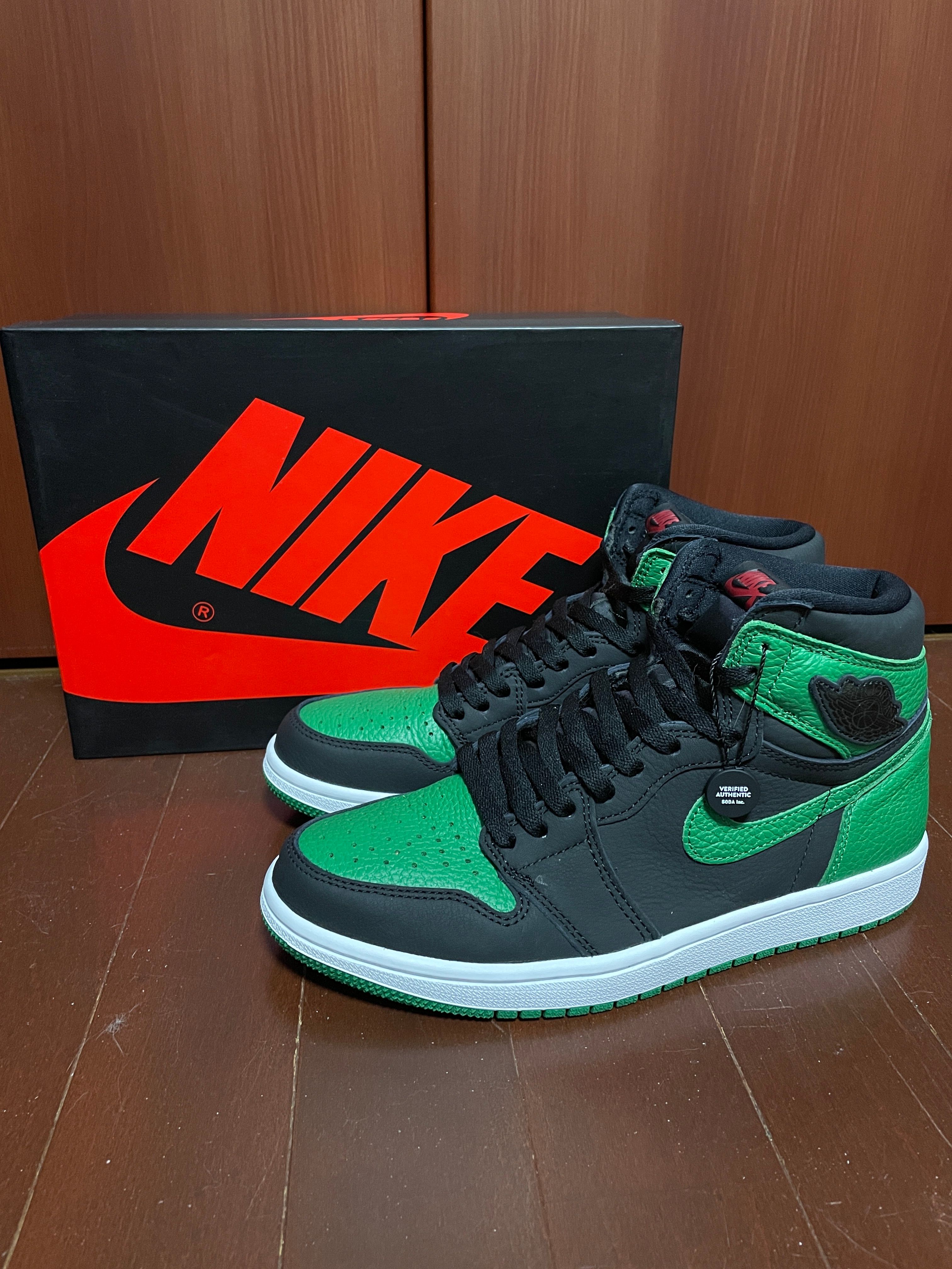 Nike Air Jordan 1 Retro High OG "Black/Pine Green" (2020)      