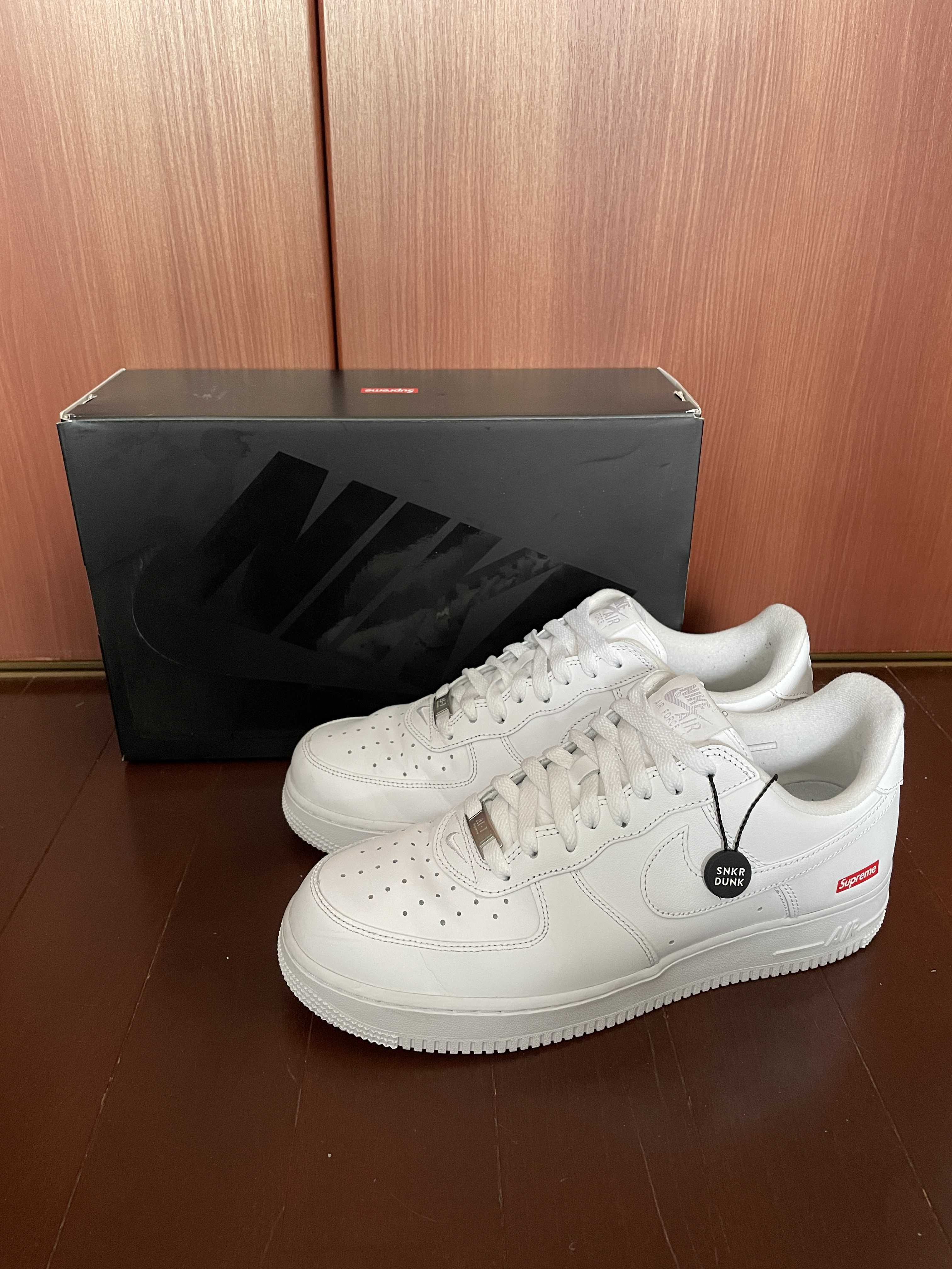 Supreme × Nike Air Force 1 Low "White"