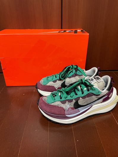 sacai × Nike Vapor Waffle "String/Red/Green"