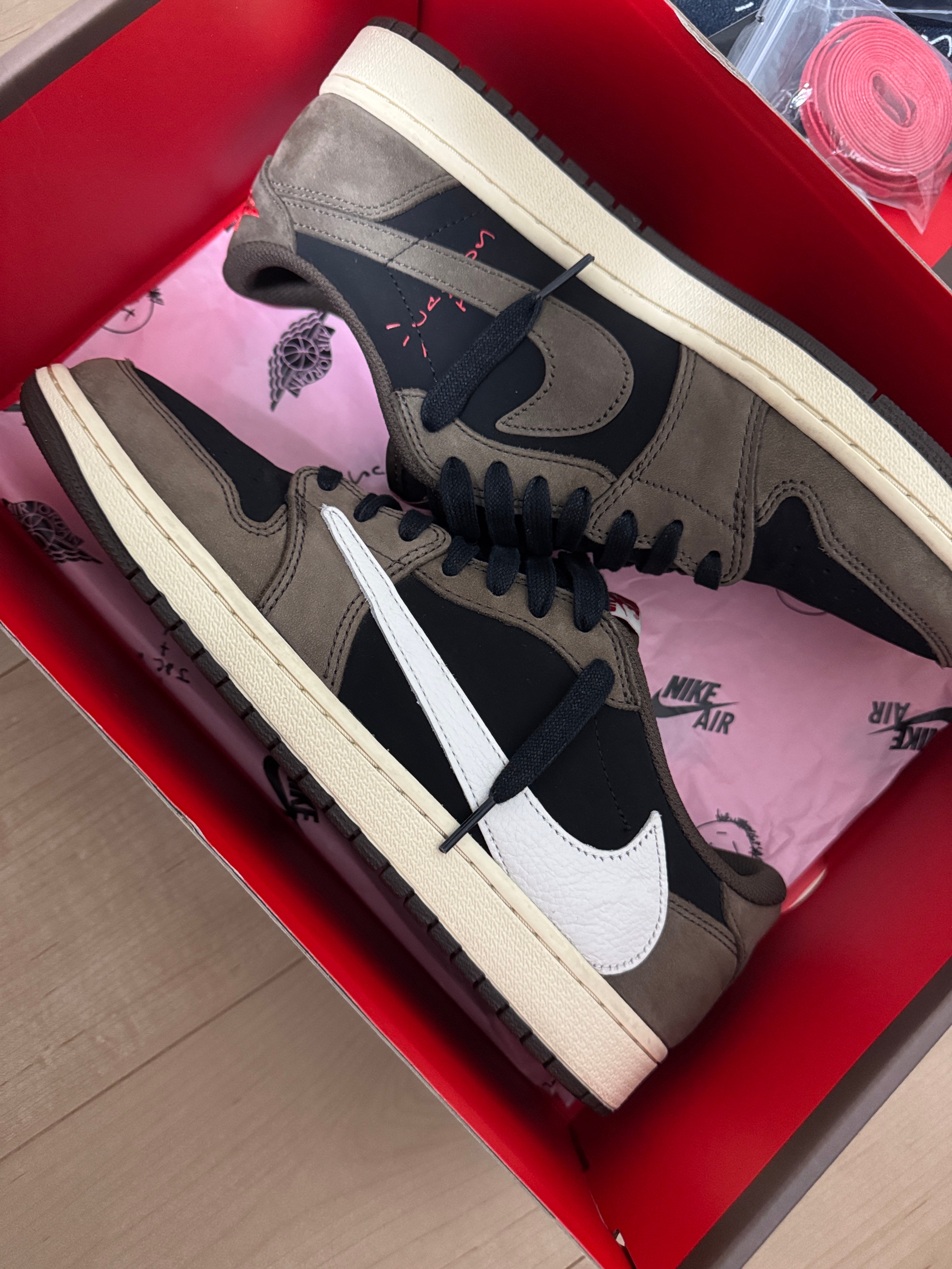 Travis Scott × Nike Air Jordan 1 Low OG SP-T "Black/Dark Mocha"