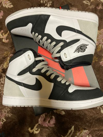 Nike Air Jordan 1 High OG "Bleached Coral"