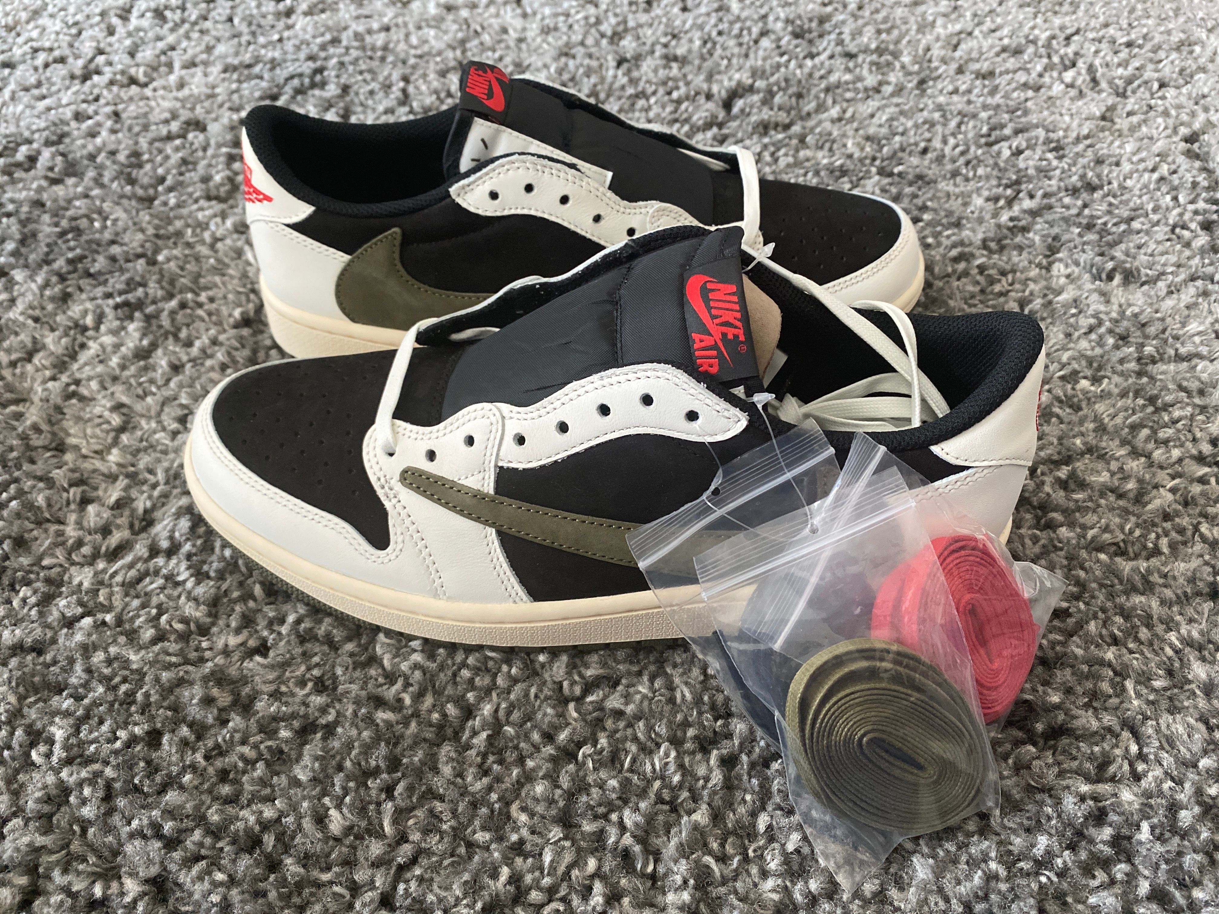 Travis Scott × Nike Women's Air Jordan 1 Low OG "Medium Olive"