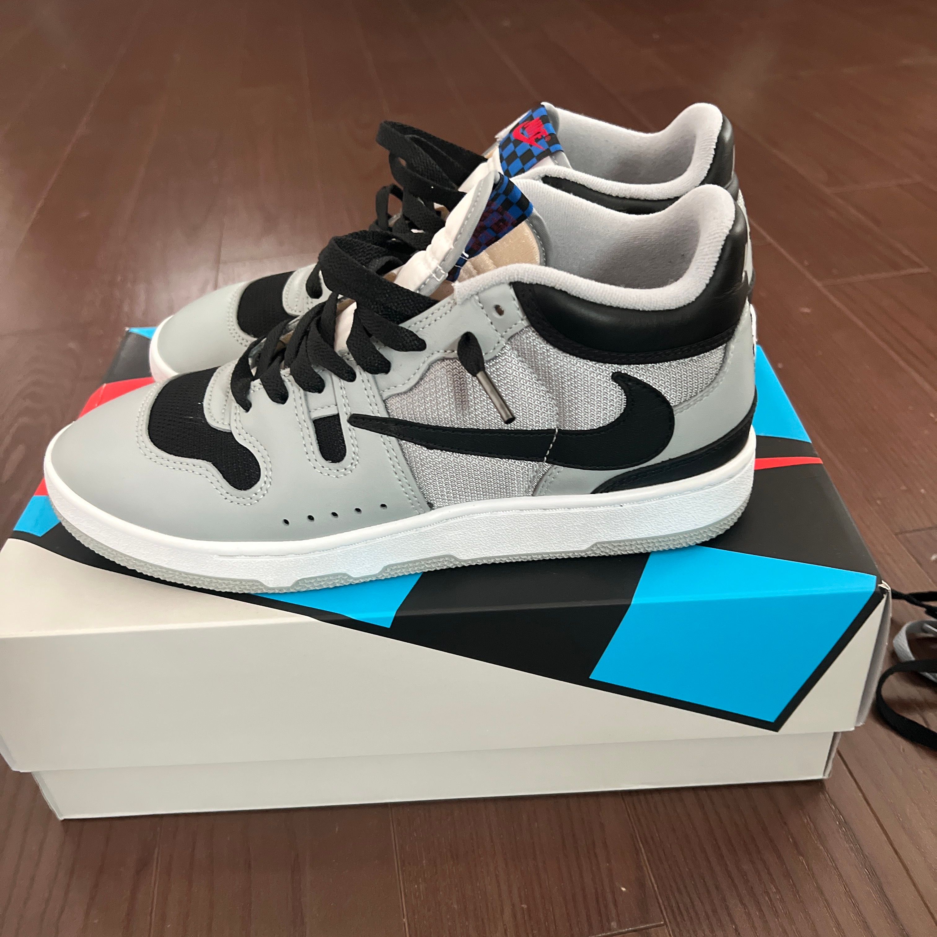 Travis Scott Cactus Jack × Nike Attack (Mac Attack) "Light Smoke Grey"