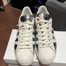 スーパースター(Superstar)/adidas 人気の新作/中古通販【スニーカー スーパースター(Superstar)/adidas 人気の新作/中古通販【スニーカー