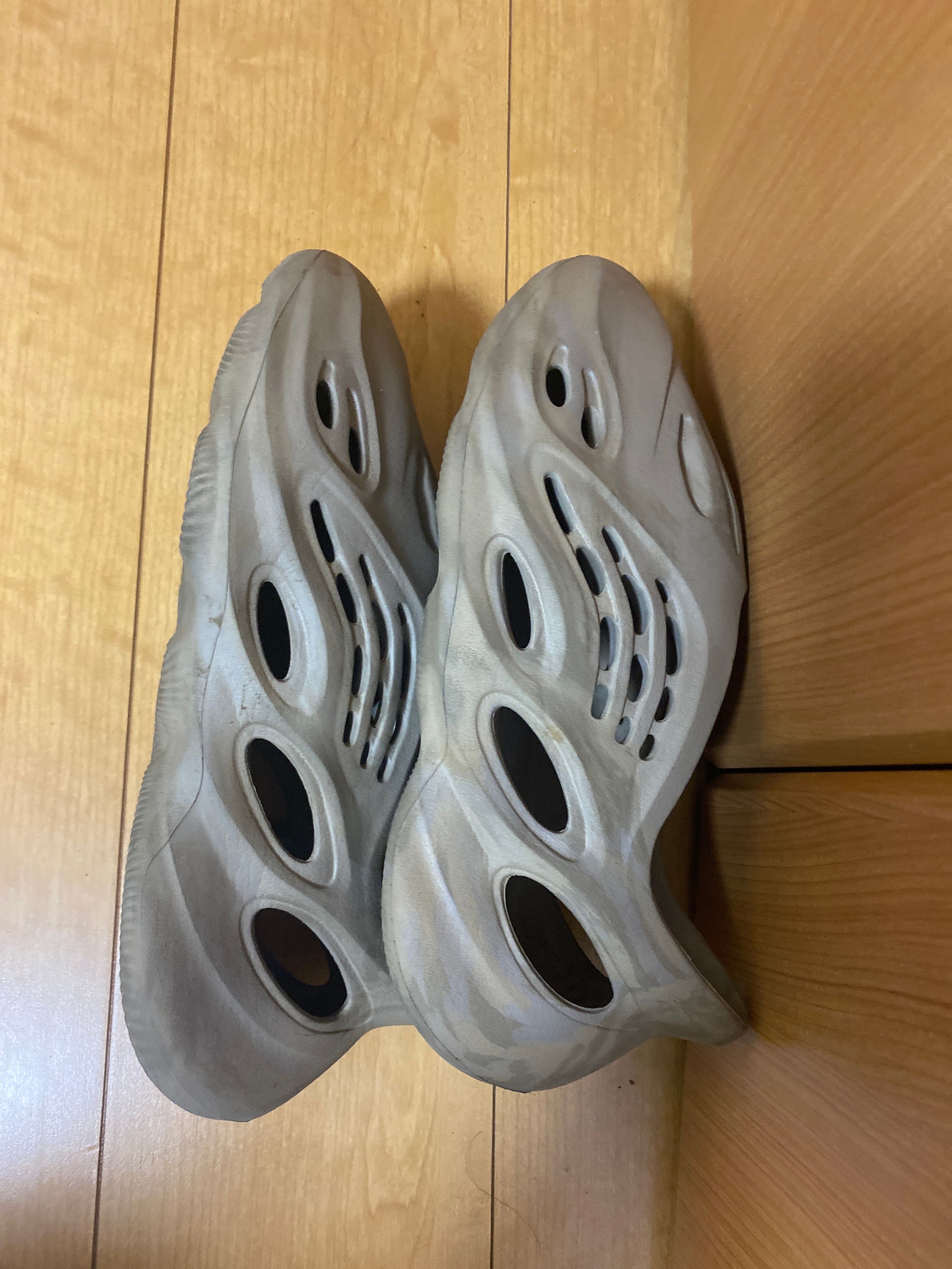 adidas YEEZY Foam Runner "Stone Sage"