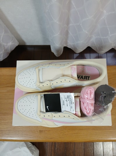 Travis Scott × Nike Air Jordan 1 Retro Low OG "Muslin/Shy Pink"