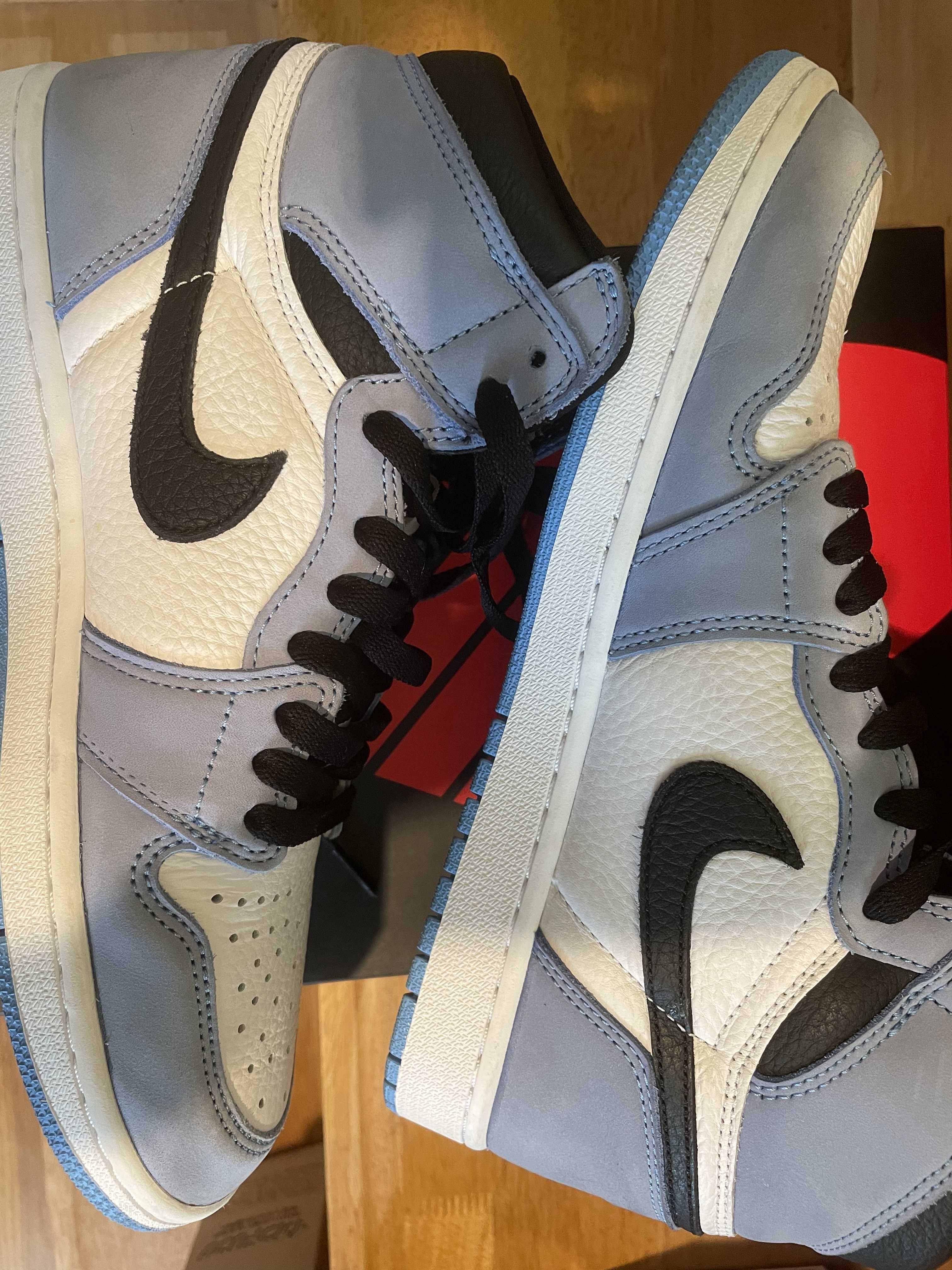 Nike Air Jordan 1 High OG "University Blue"