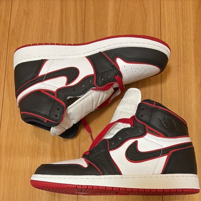 Nike GS Air Jordan 1 Retro High OG "Bloodline"