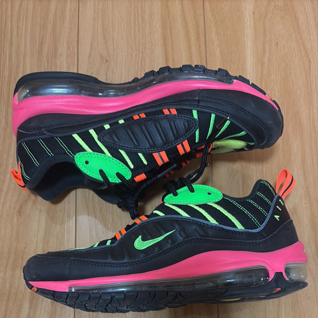 日本未入荷!★[NIKE]★AIR MAX 98 BLACK PINK Nike AIR MAX 98(ナイキ エアマックス98) - 海外通販のBUYMA