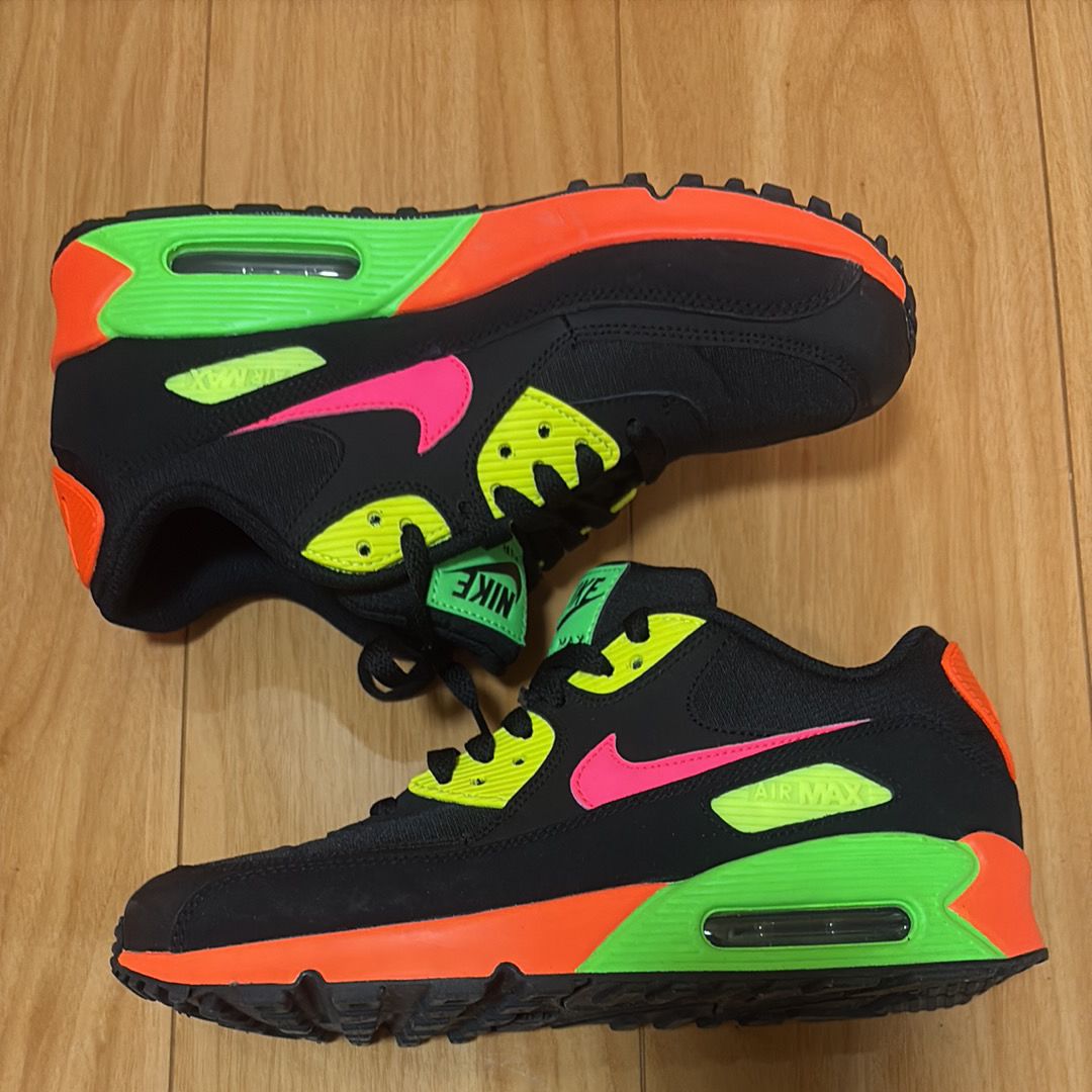 NIKE AIR MAX 90 "TOKYO NEON"