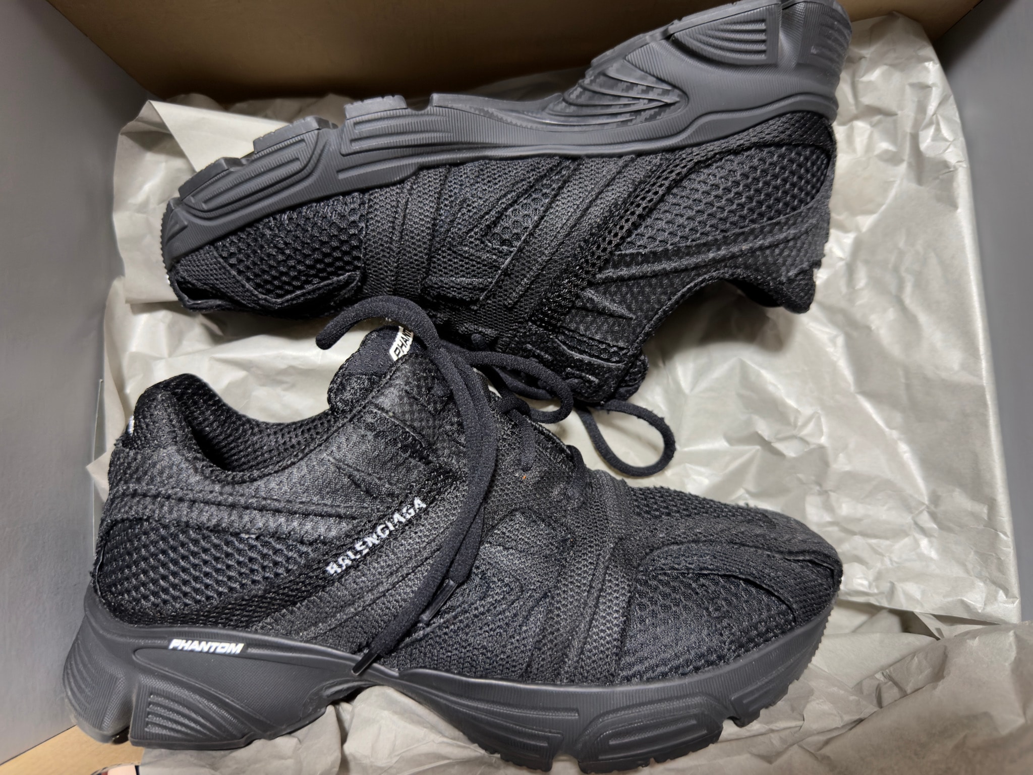 BALENCIAGA Phantom Sneaker "Black"