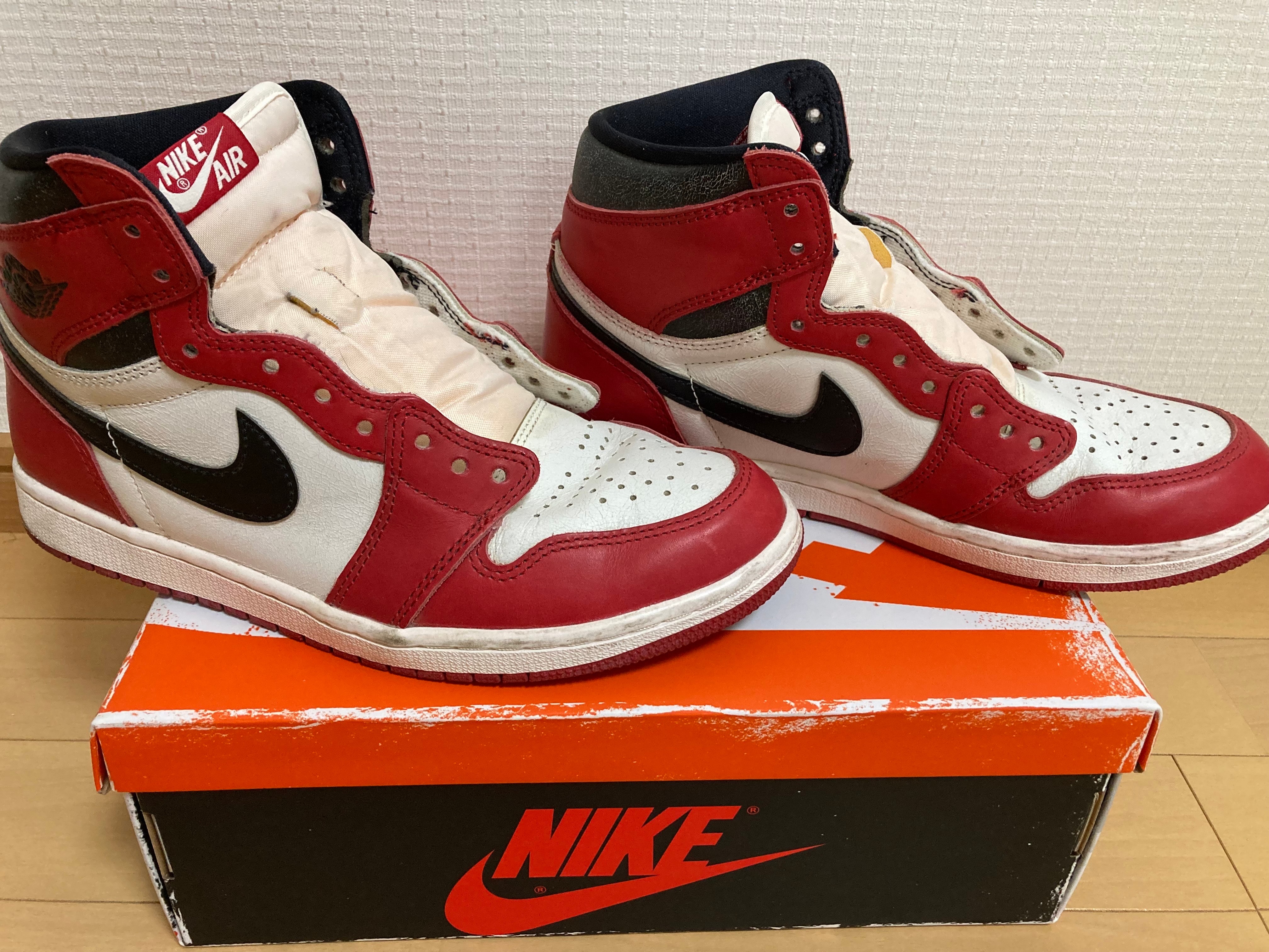 Nike Air Jordan 1 High OG "Lost & Found/Chicago"