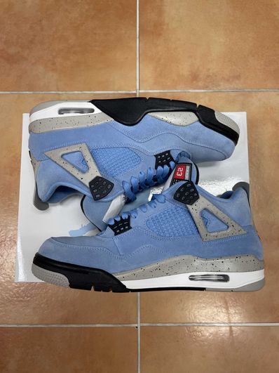 Nike Air Jordan 4 "University Blue"