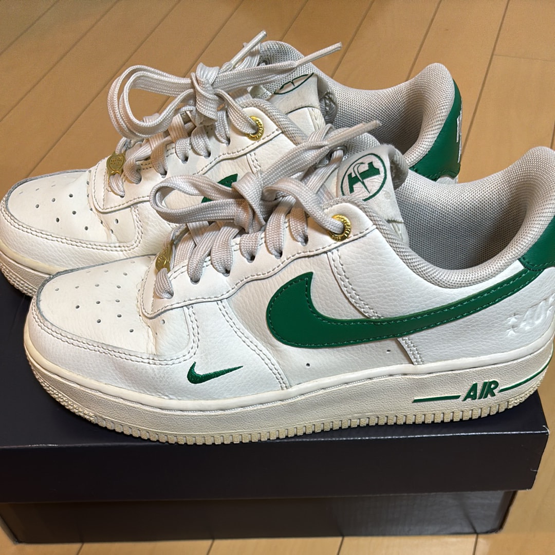 Nike Air Force 1 Low 40th Anniversary "Sail/Malachite-White-Metallic Gold"