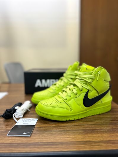 AMBUSH × NIKE DUNK HIGH "FLASH LIME"