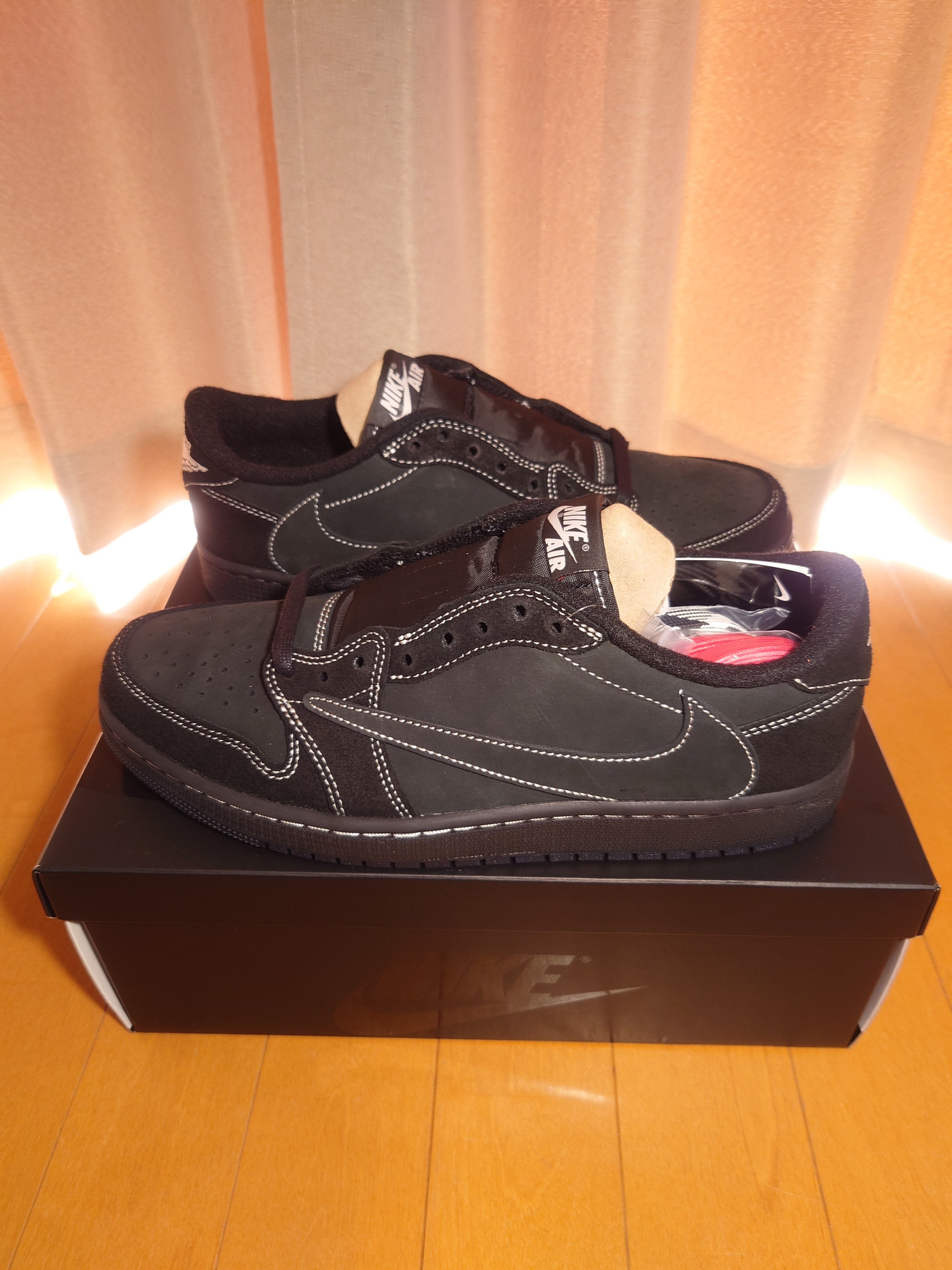 Travis Scott × Nike Air Jordan 1 Low OG SP "Black Phantom"