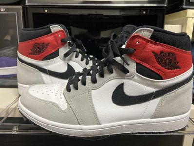 Nike Air Jordan 1 High OG "White/Black/Light Smoke Grey"