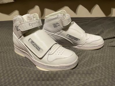 MOUNTAIN RESEARCH × REEBOK "ALIEN STOMPER MR"