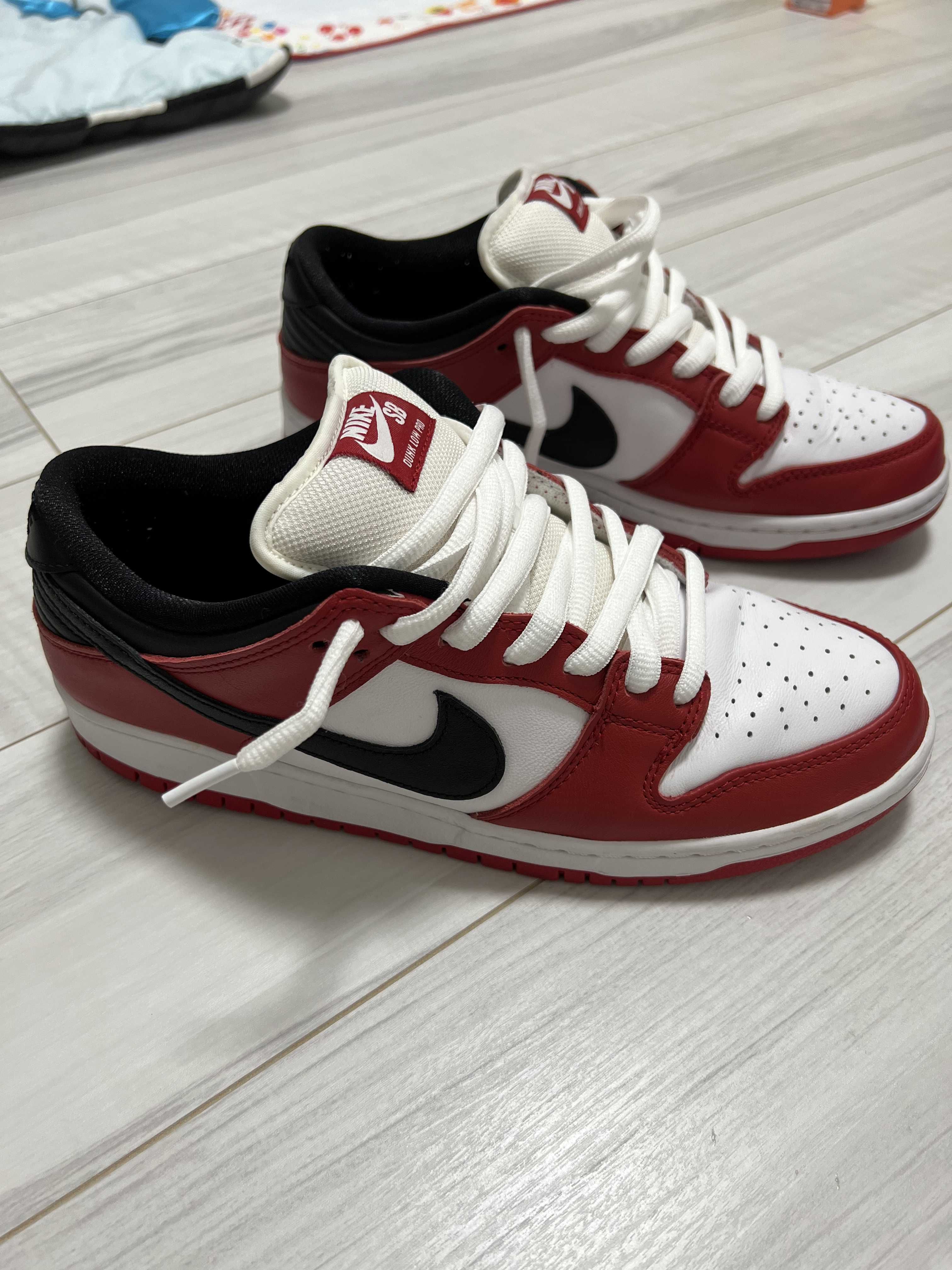 Nike SB Dunk Low Pro "J-Pack Chicago/Varsity Red and White"