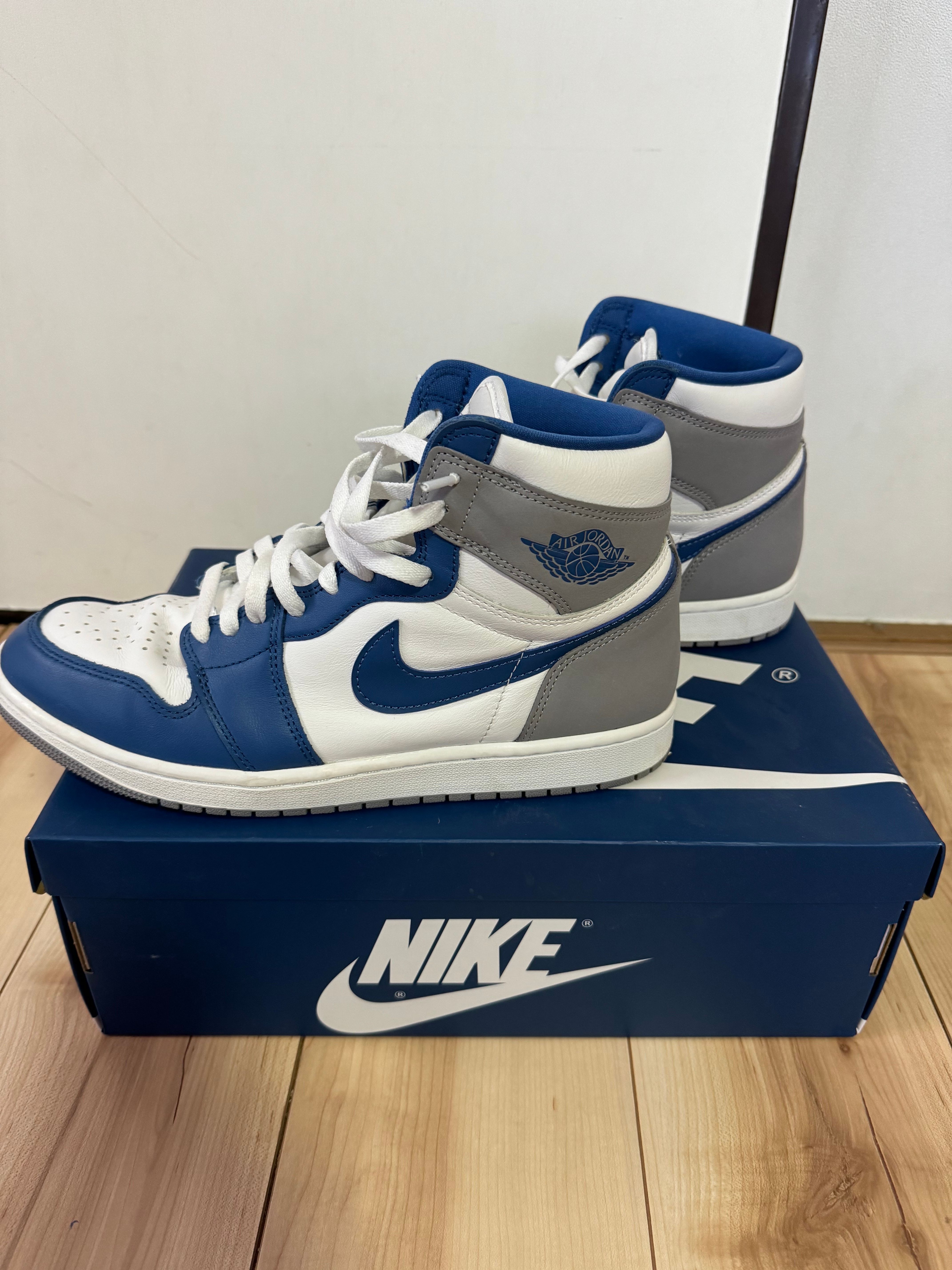 Nike Air Jordan 1 High OG "True Blue"