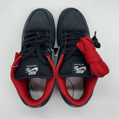 Supreme × Nike SB Dunk Low "Black" (25FW Week2)