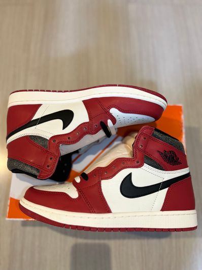 Nike Air Jordan 1 High OG "Lost & Found/Chicago"
