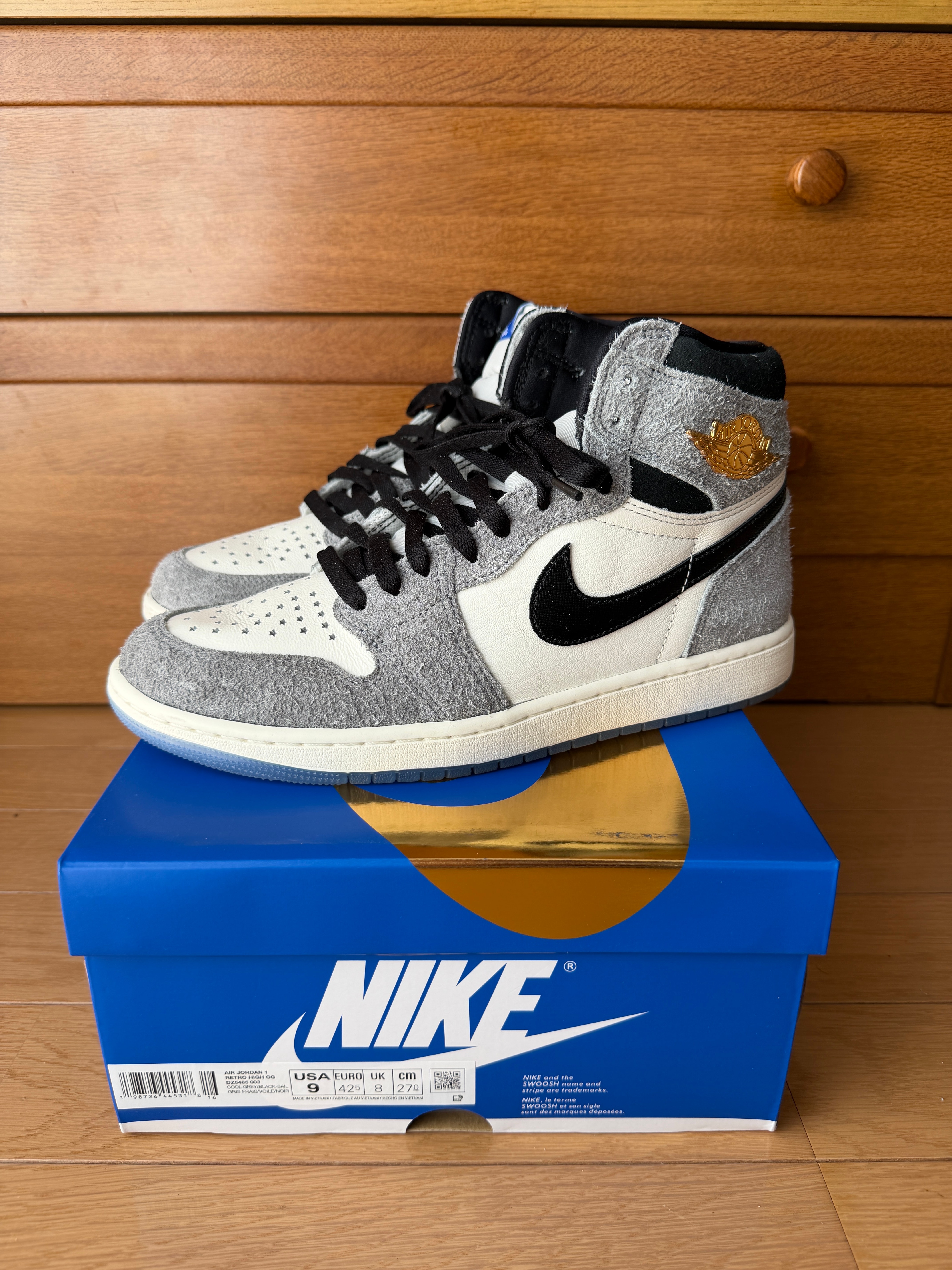 Nike Air Jordan 1 Retro High OG "Cool Grey/Sail"