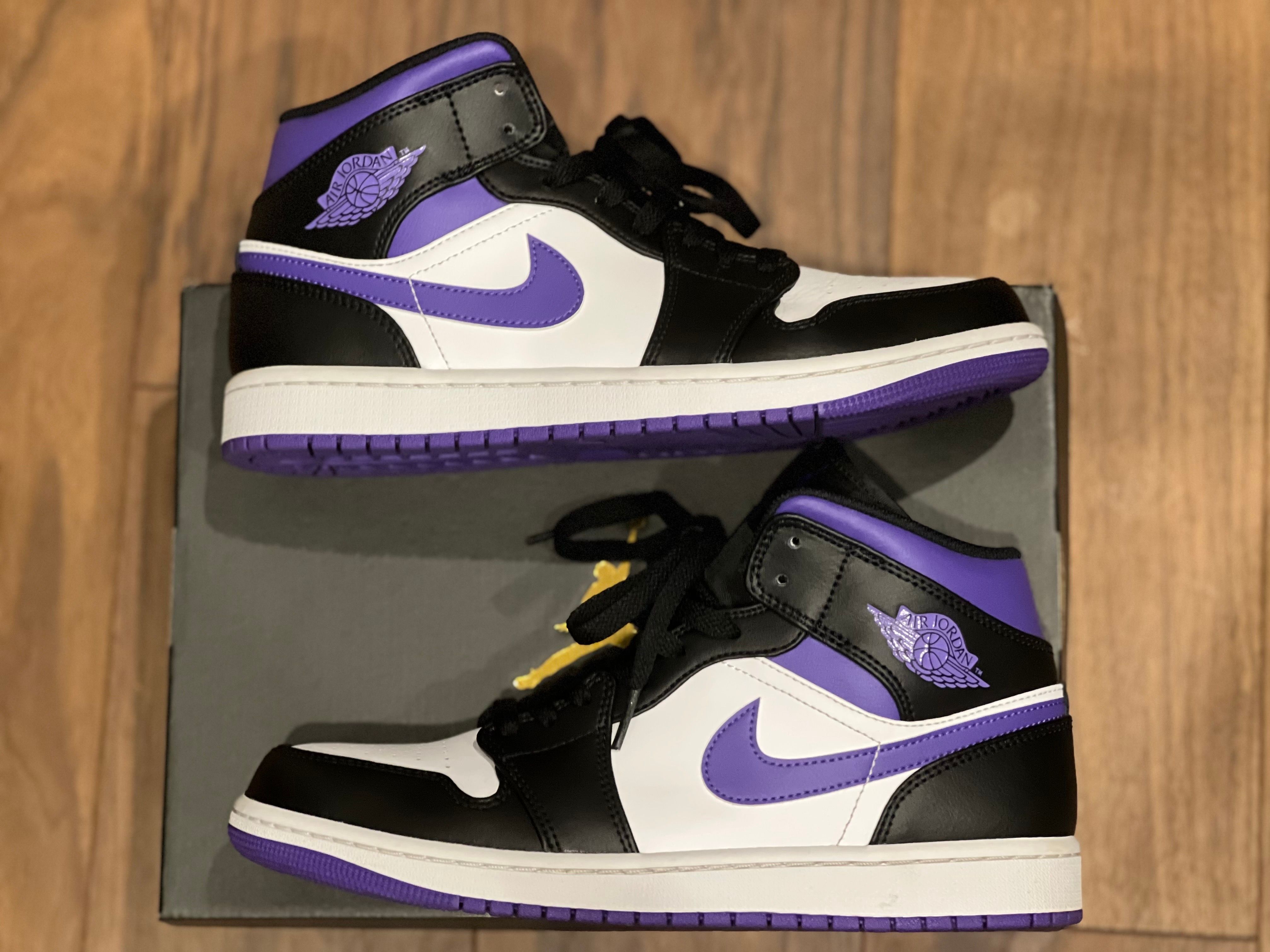Nike Air Jordan 1 Mid "Black/Court Purple"