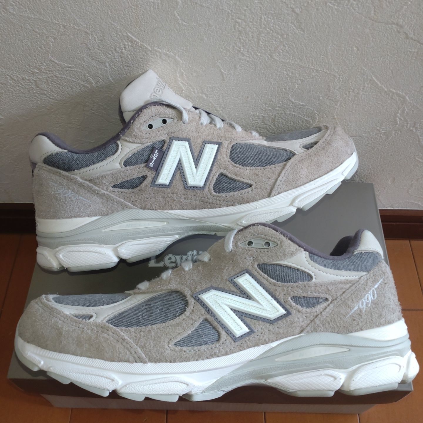 Levi's × New Balance 990V3 "Grey"