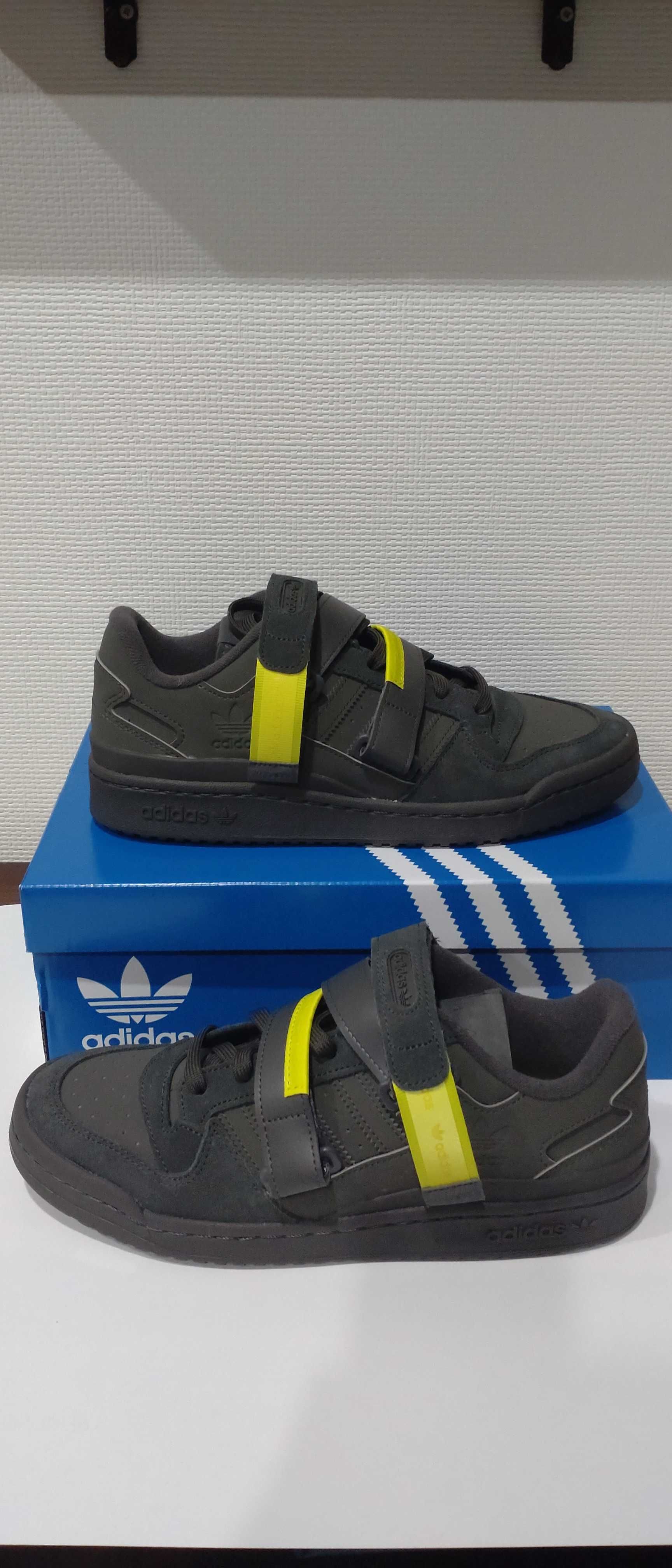 adidas FORUM LOW STRAP "SINNDAR ACID YELLOW"