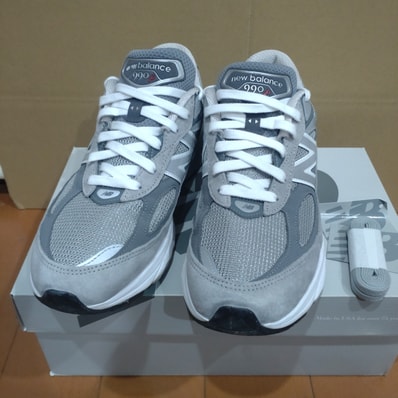 New Balance 990V6 "Gray" (Heel Logo NB)