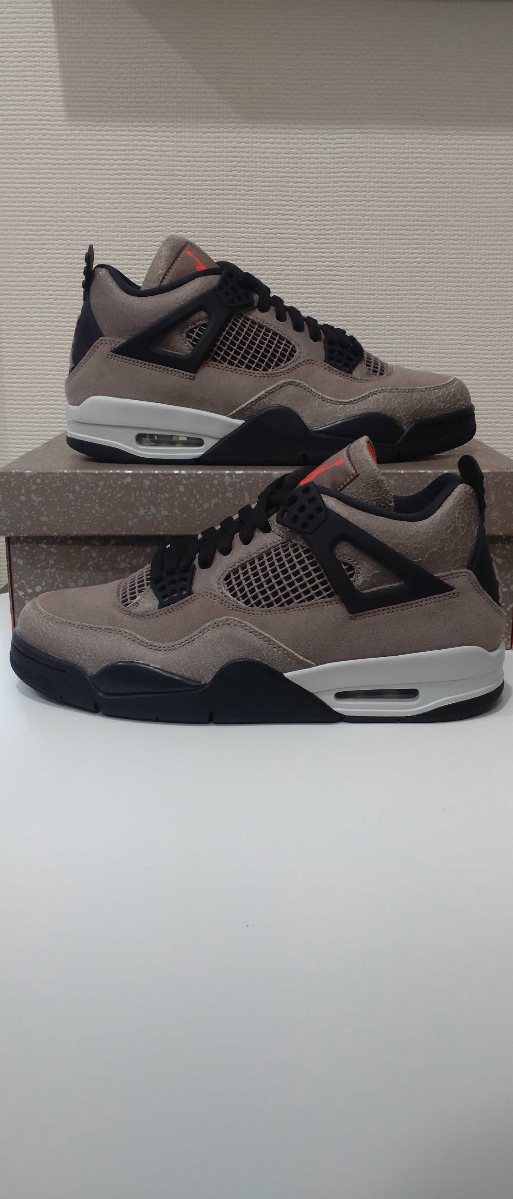 Nike Air Jordan 4 "Taupe Haze"   