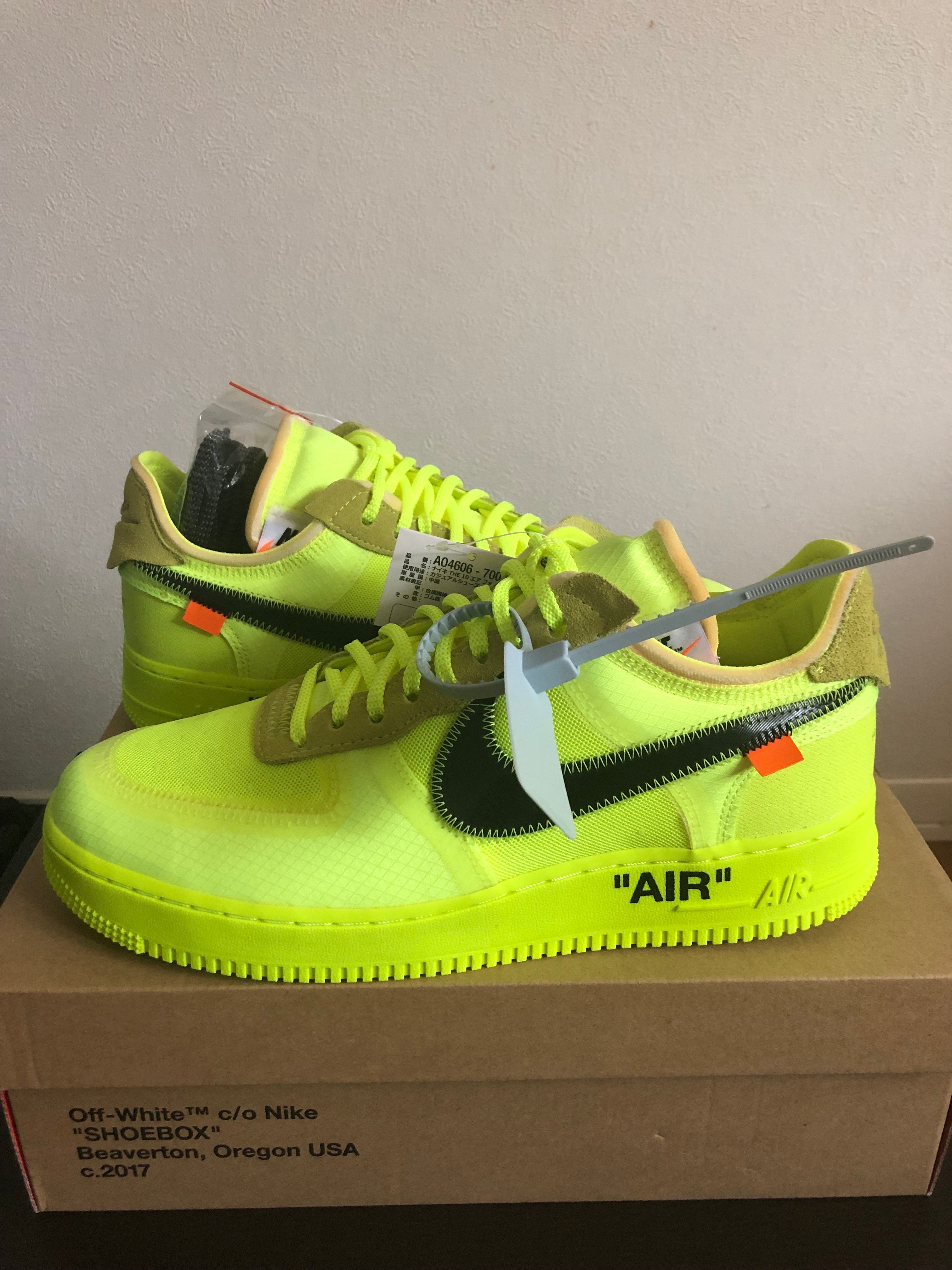 Off-White × Nike Air Force 1 Low "Volt"