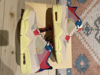UNION × Nike Air Jordan 4 SP "Guava Ice/Light Fusion Red"