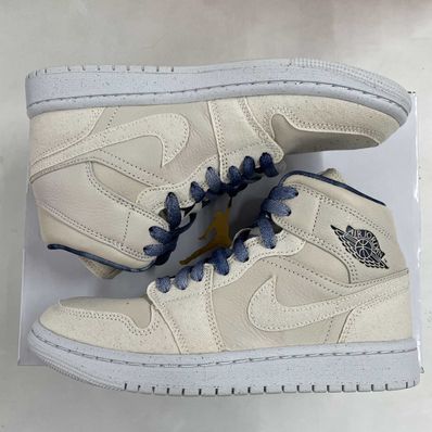 Nike Women's Air Jordan 1 Mid "Sanddrift/Indigo"