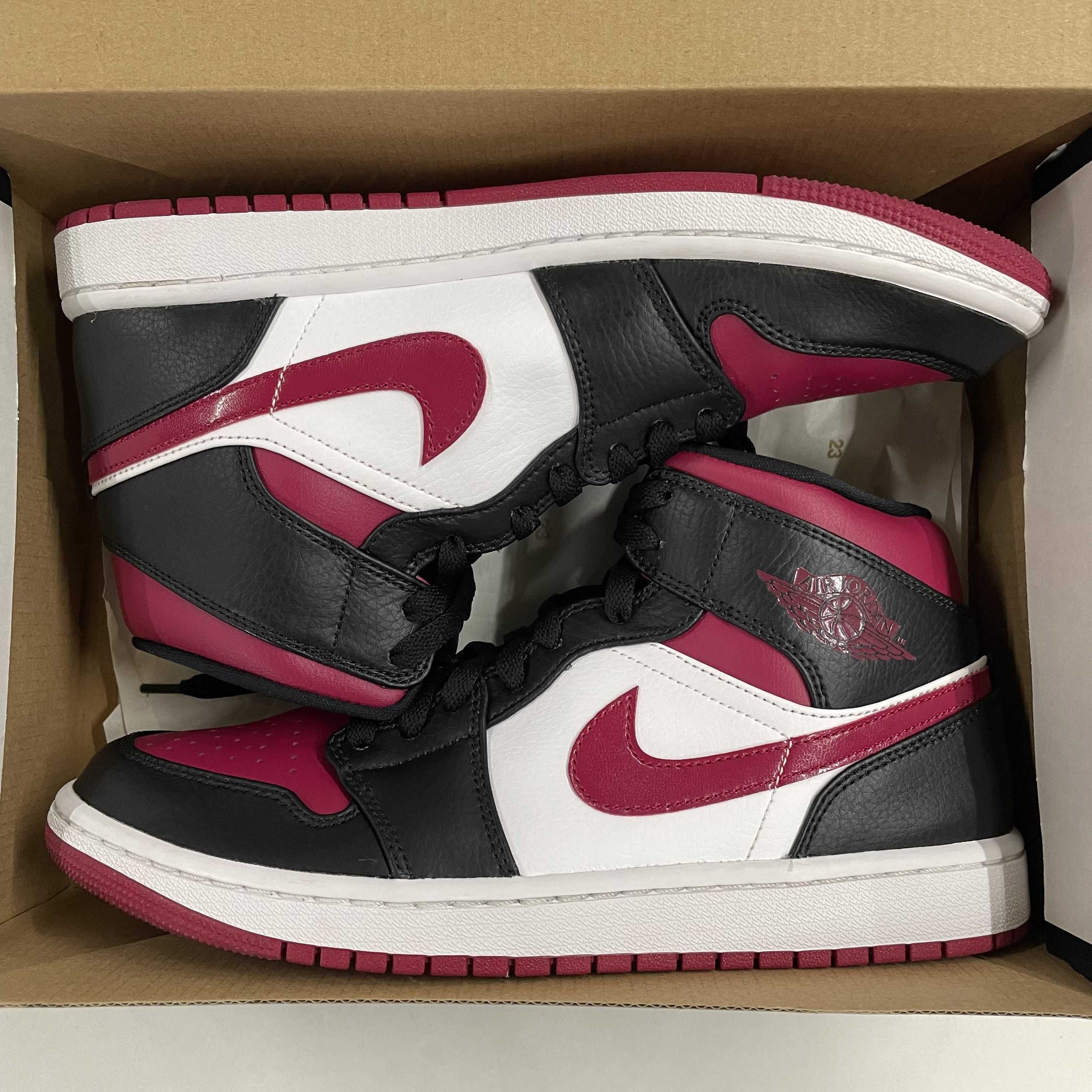 NIKE AIR JORDAN 1 MID "BLACK/RED/WHITE"