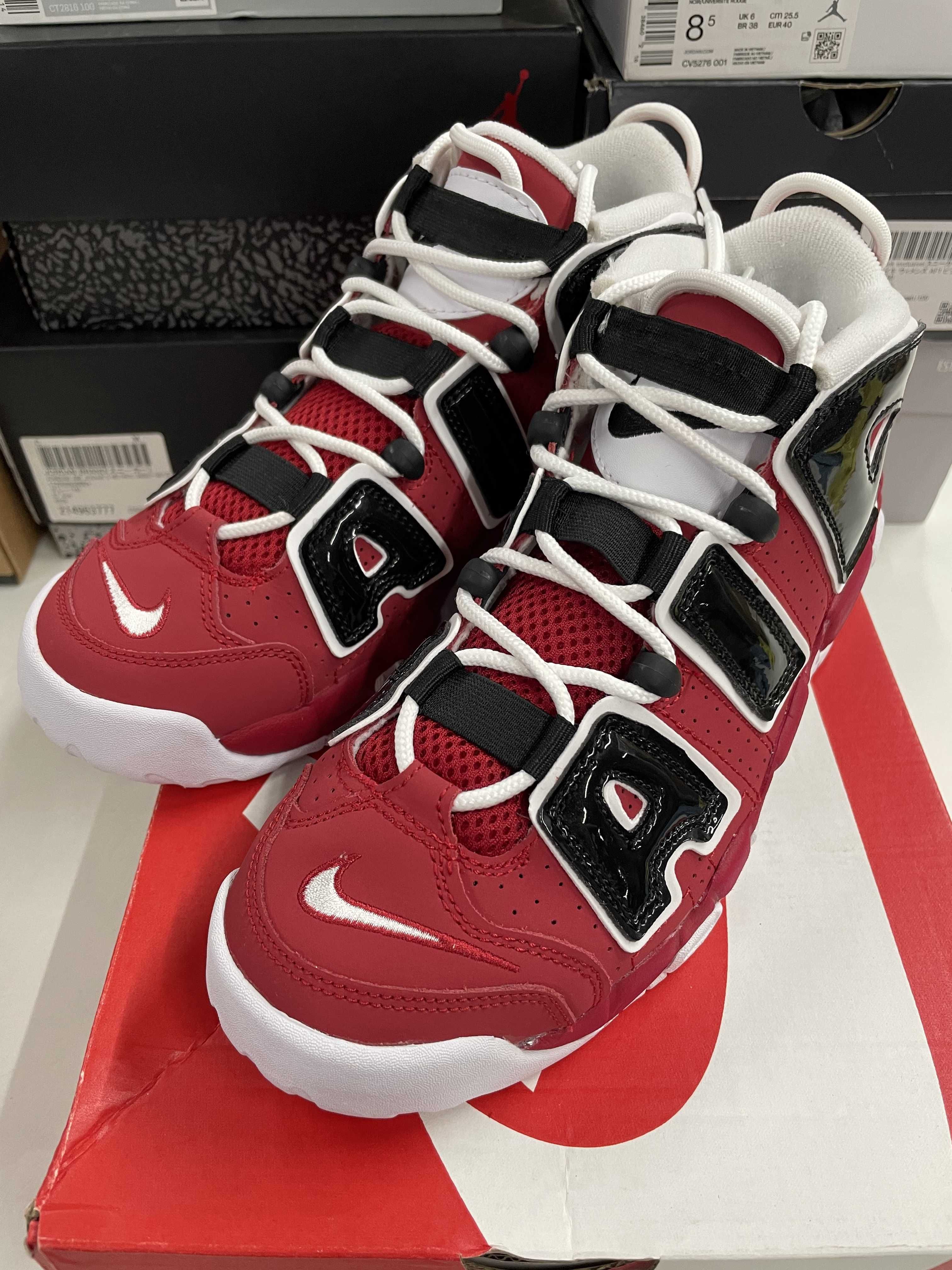 NIKE GS AIR MORE UPTEMPO ’96 "BLACK AND VARSITY RED"(2021) 