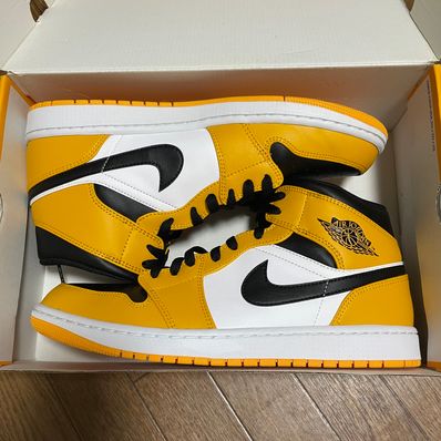 Nike Air Jordan 1 Mid "Taxi"