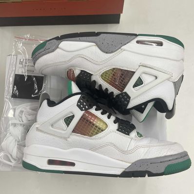 NIKE Women's AIR JORDAN 4 "LUCID GREEN"