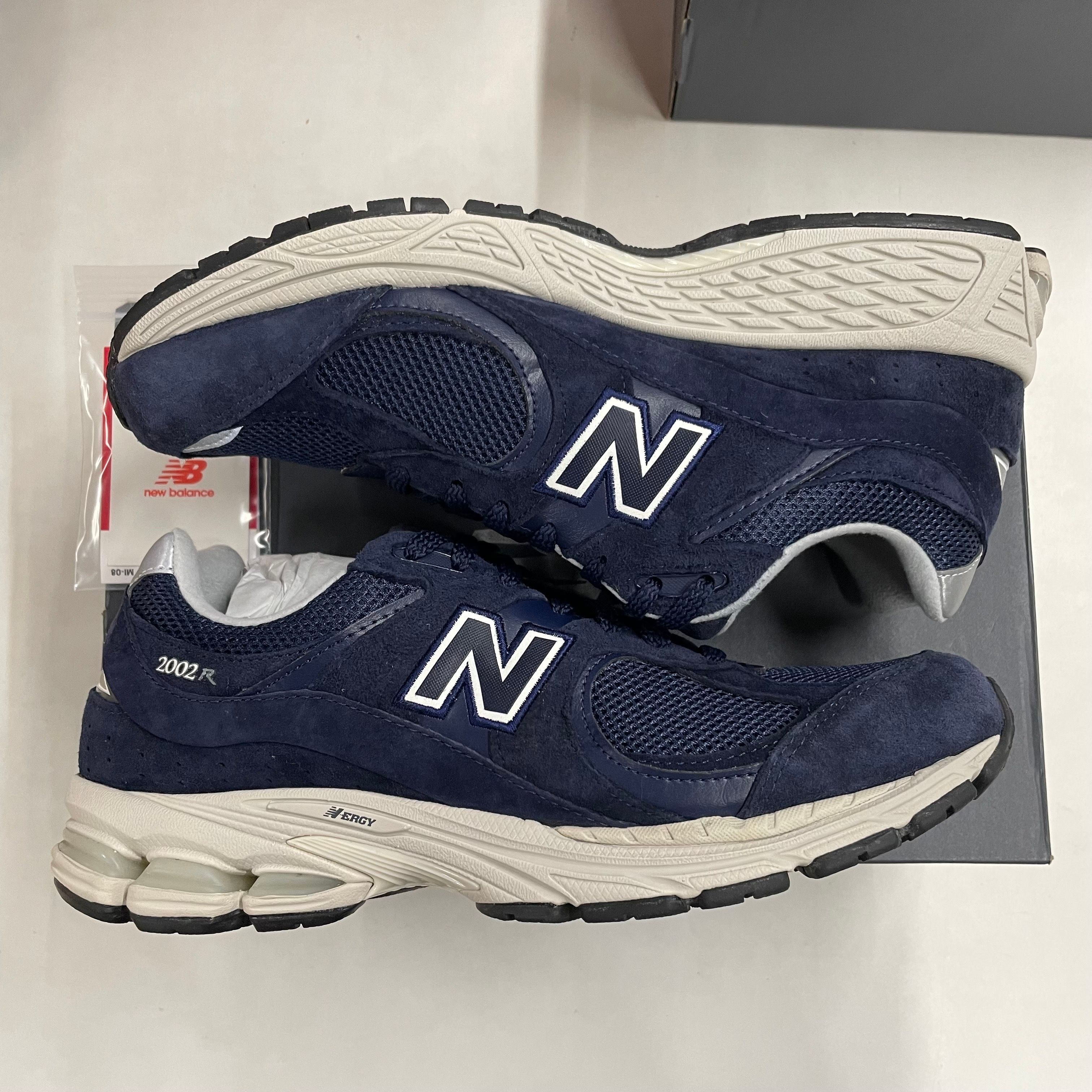 New Balance 2002R "Navy"