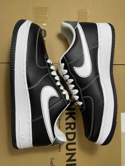 NIKE AIR FORCE 1 LOW "FIRST USE" BLACK