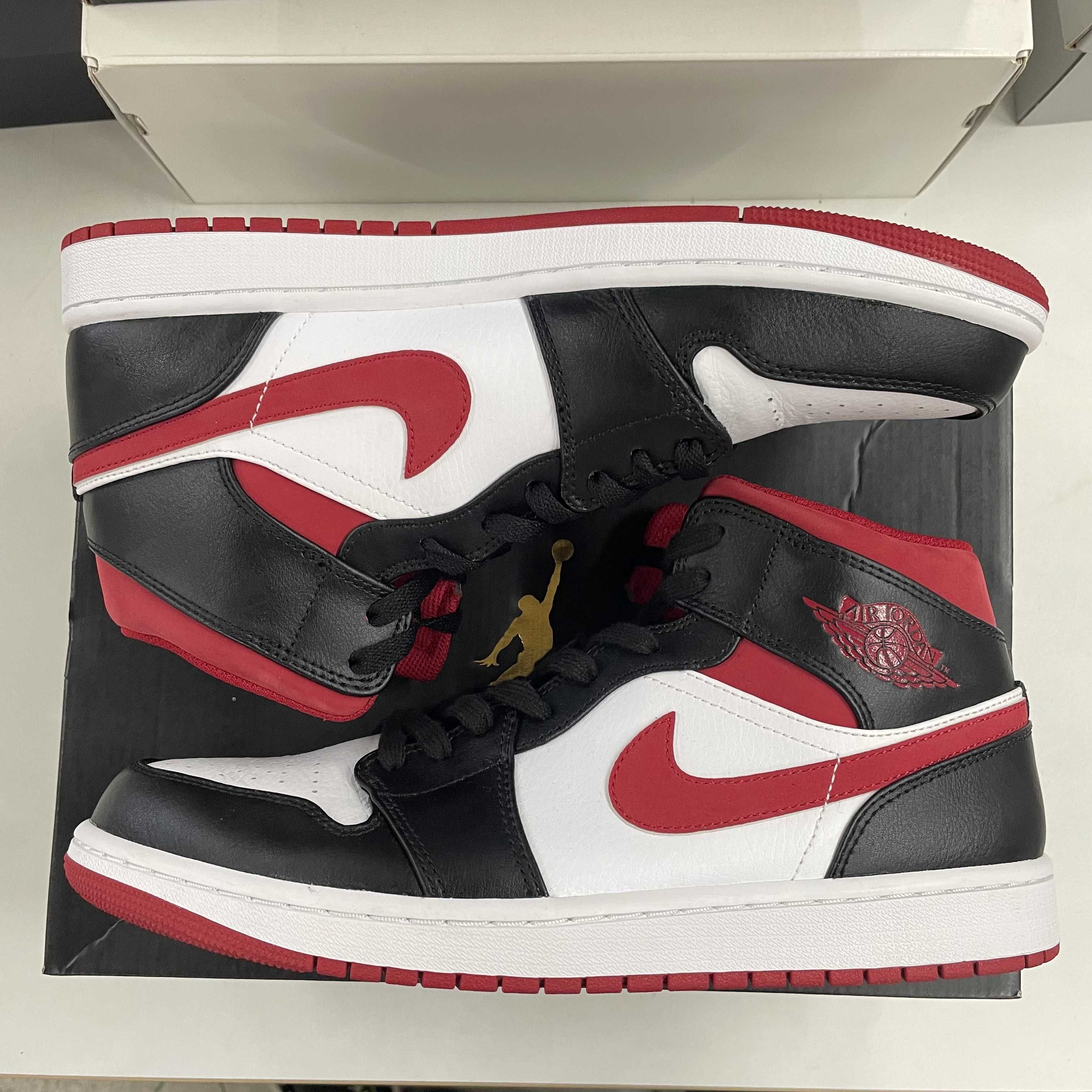 Nike Air Jordan 1 Mid "White/Gym Red Black"