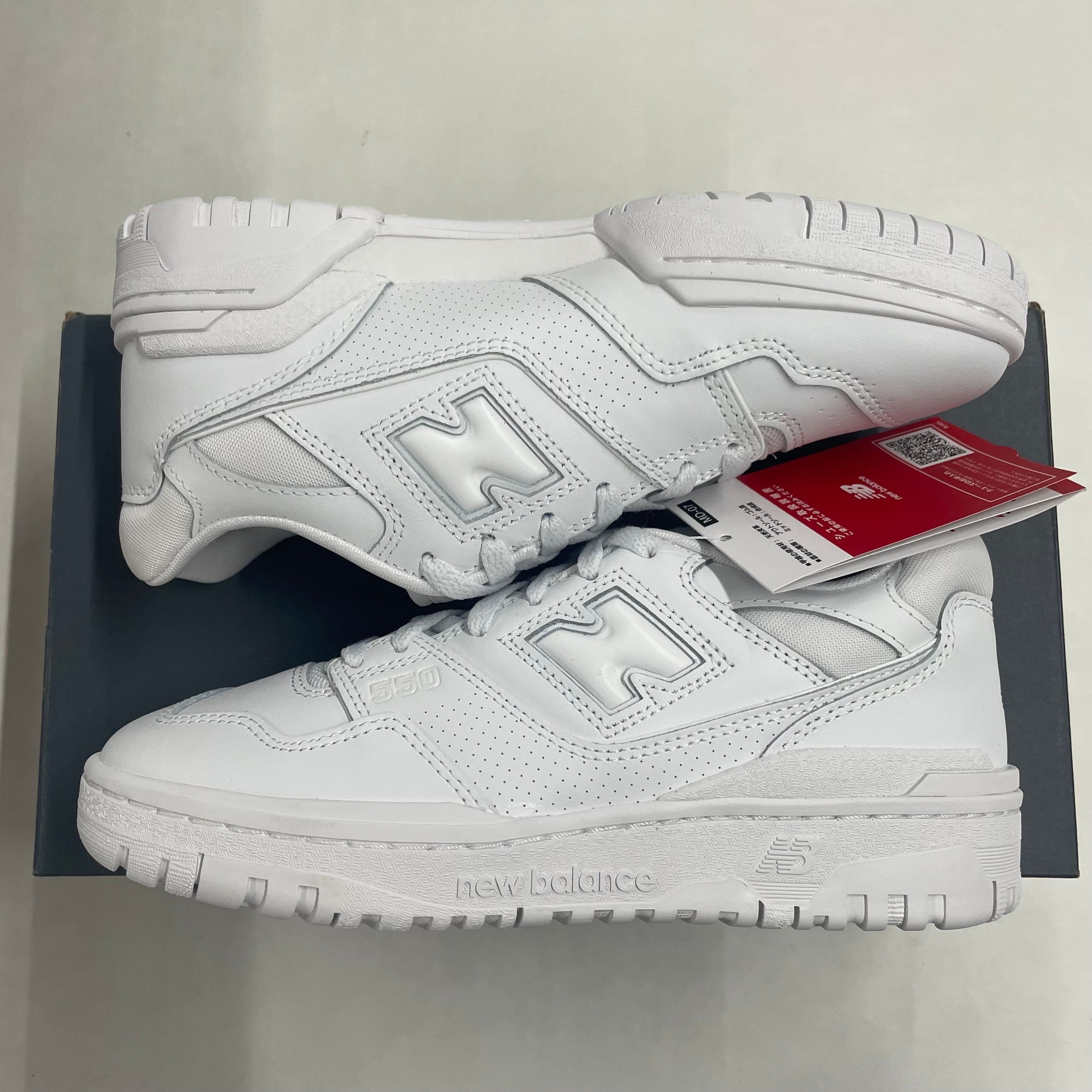 New Balance 550 "Triple White"