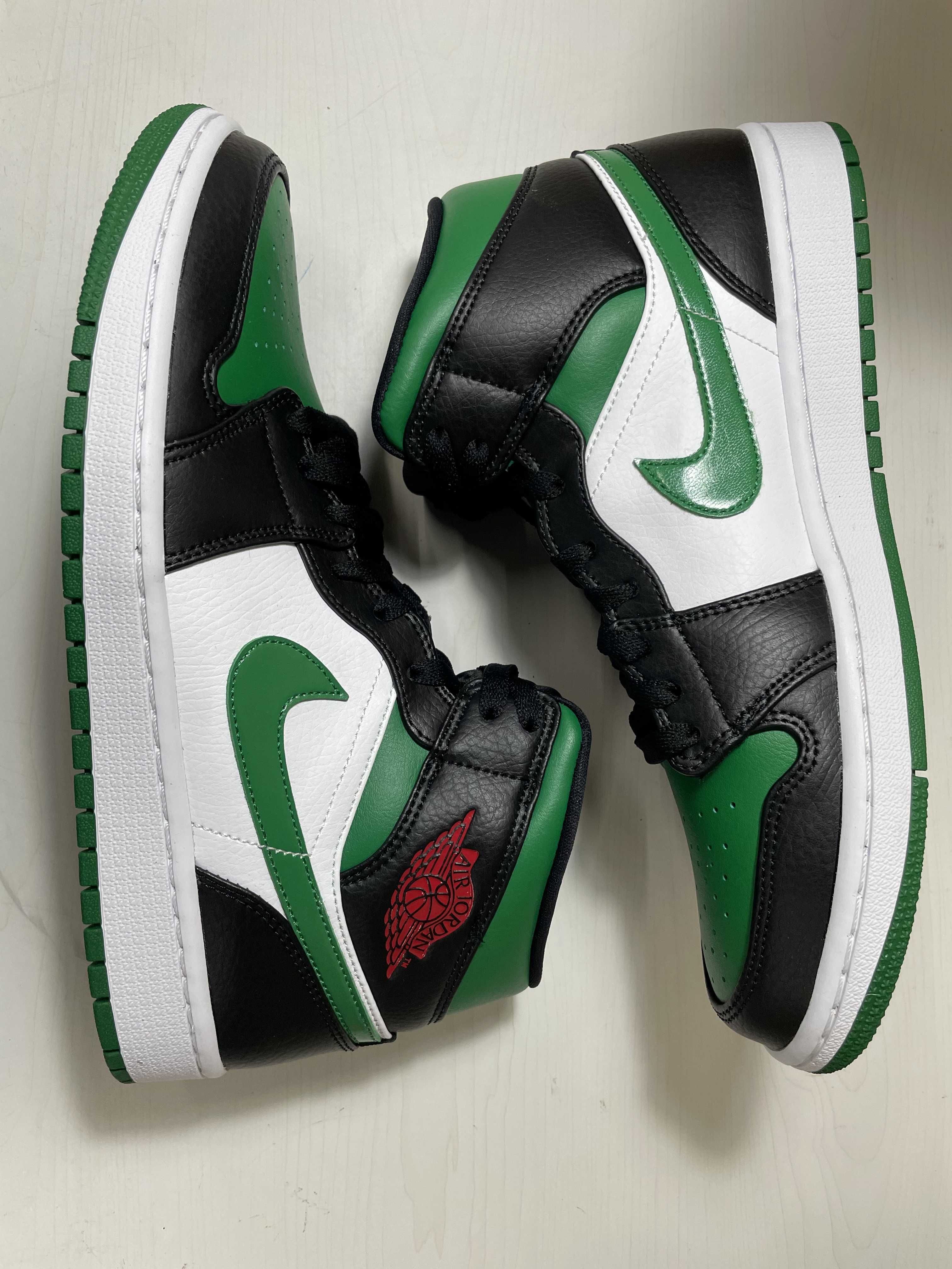NIKE AIR JORDAN 1 MID "PINE GREEN"