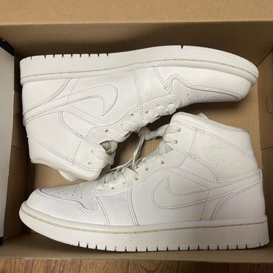 NIKE AIR JORDAN 1 MID "TRIPLE WHITE" (2019)